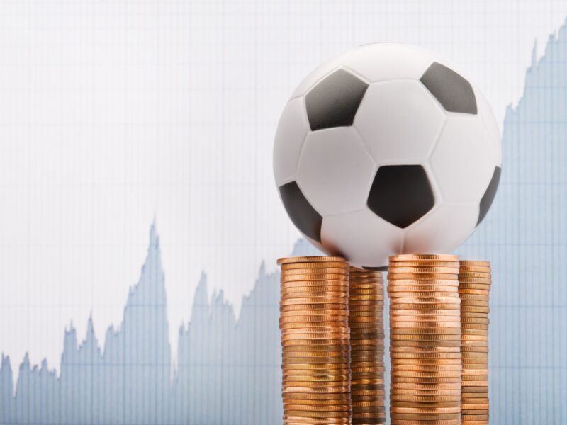 الاقتصاد الرياضي يتوقع ثورة شاملة في الأندية الوطنية بفضل التغييرات المرتقبة في قانون المالية لعام 2026