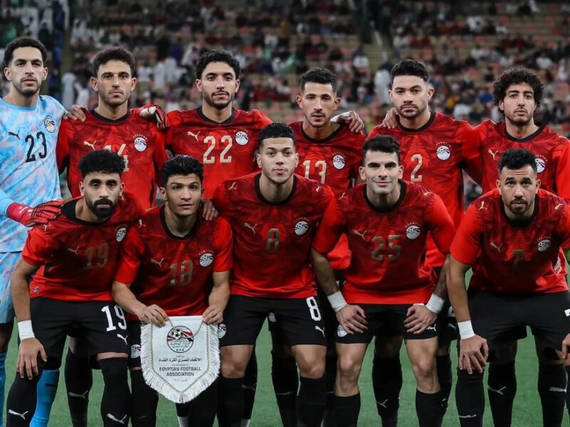 العميد كريم رمزي يقدم تحليلاً شاملاً لأداء المنتخب المصري في مواجهة مثيرة أمام السعودية