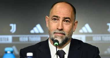 توتنهام يقرر إنهاء ارتباطه مع إيجور تيودور بعد 43 يوما من التعاقد في خطوة مفاجئة للوسط الرياضي