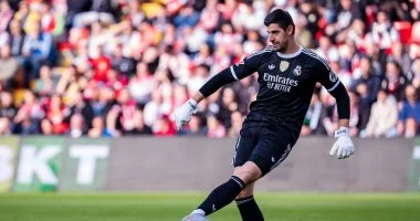 غياب كورتوا الطويل يحدث صدمة قوية تهدد مستقبل ريال مدريد في المنافسات الأوروبية والدورية المقبلة