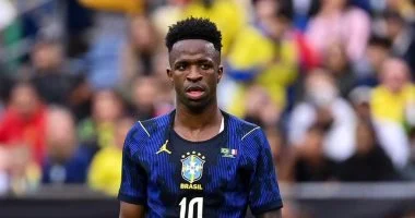 فينيسيوس جاهز لتعزيز منتخب البرازيل قبل المواجهة الودية المرتقبة أمام كرواتيا في إطار التحضيرات الدولية