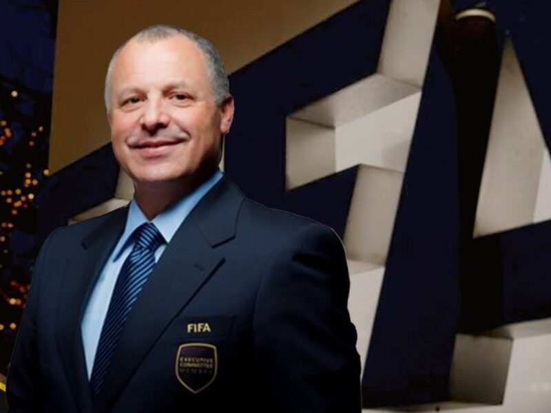 أبو ريدة يعبر عن قلقه من أزمة الأهلي ويصف الشكل الحالي للفريق بأنه غير لائق تمامًا للخارج