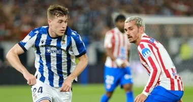 أتلتيكو مدريد يتعثر أمام ريال سوسيداد الذي يتقدم بهدفين مقابل هدف في نهائي كأس إسبانيا المثير