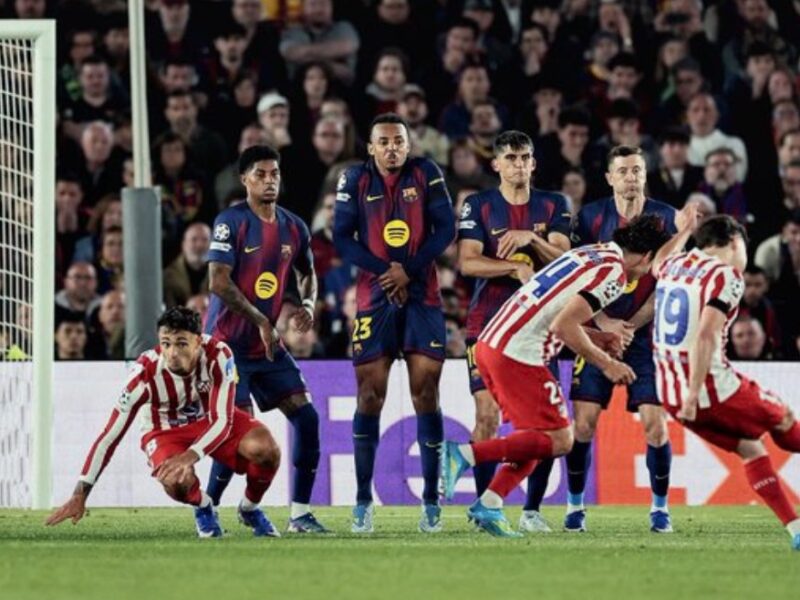 أتلتيكو مدريد يحقق فوزًا مثيرًا على برشلونة بثنائية ويخطو نحو نصف نهائي دوري أبطال أوروبا