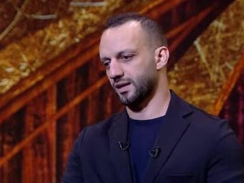 أمير مرتضى يؤكد عدم وجود لائحة تسهل للأهلي الاستماع لتسجيلات الفار ويصف صدارة الزمالك بأنها عشوائية