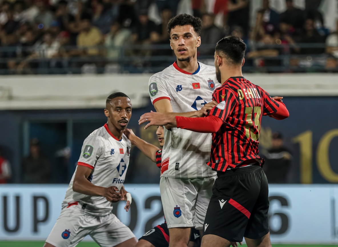 أولمبيك آسفي يخرج من سباق كأس الكاف بعد هزيمته القاسية أمام اتحاد العاصمة في مباراة قوية