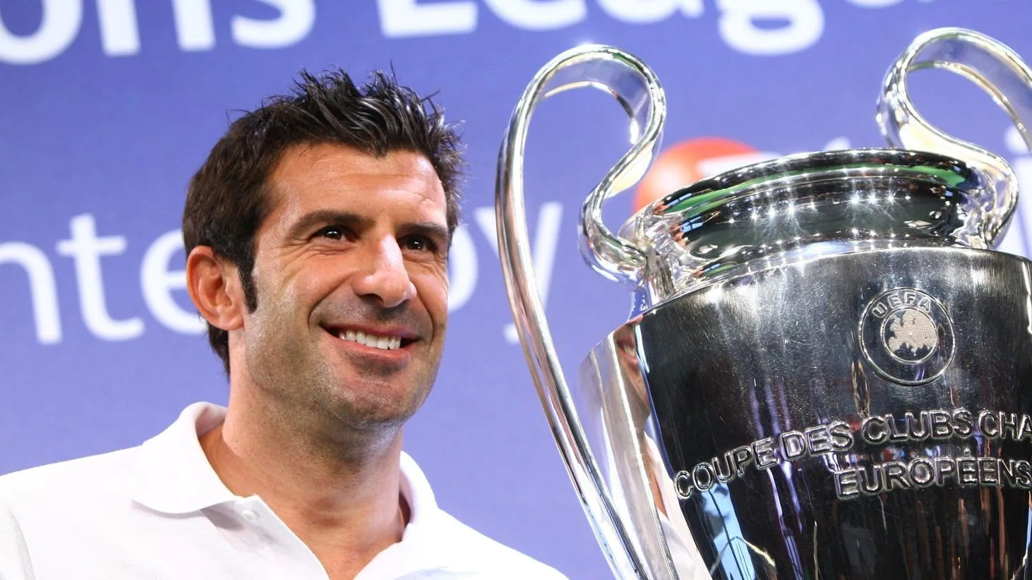 أوليسيه يبرز كأحد أبرز المرشحين للظفر بجائزة الكرة الذهبية في موسمها الحالي المليء بالإثارة