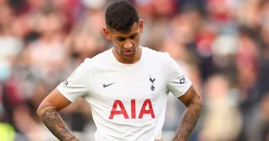 إصابة الركبة تثير القلق حول قدرة روميرو على تعزيز صفوف الأرجنتين في منافسات كأس العالم المقبلة