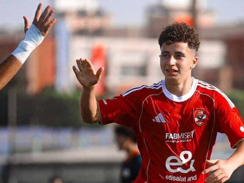 إصابة بلال عطية تصيب جماهير الأهلي بالقلق الشديد وسط تحضيرات الفريق قبل المواجهات القادمة في البطولة