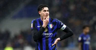 إنتر ميلان يتخذ قرارًا حاسمًا برفض عرض برشلونة لضم باستوني في سوق الانتقالات الصيفية الحالي