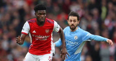 اشتعال المنافسة في الدوري الإنجليزي مانشستر سيتي يستضيف أرسنال في مباراة تحدد مصير اللقب المرتقب