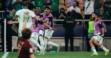 الأهلي السعودي يحقق تأهلاً تاريخياً لنهائي دوري أبطال آسيا للمرة الثانية على التوالي بتفوقه على المنافسين