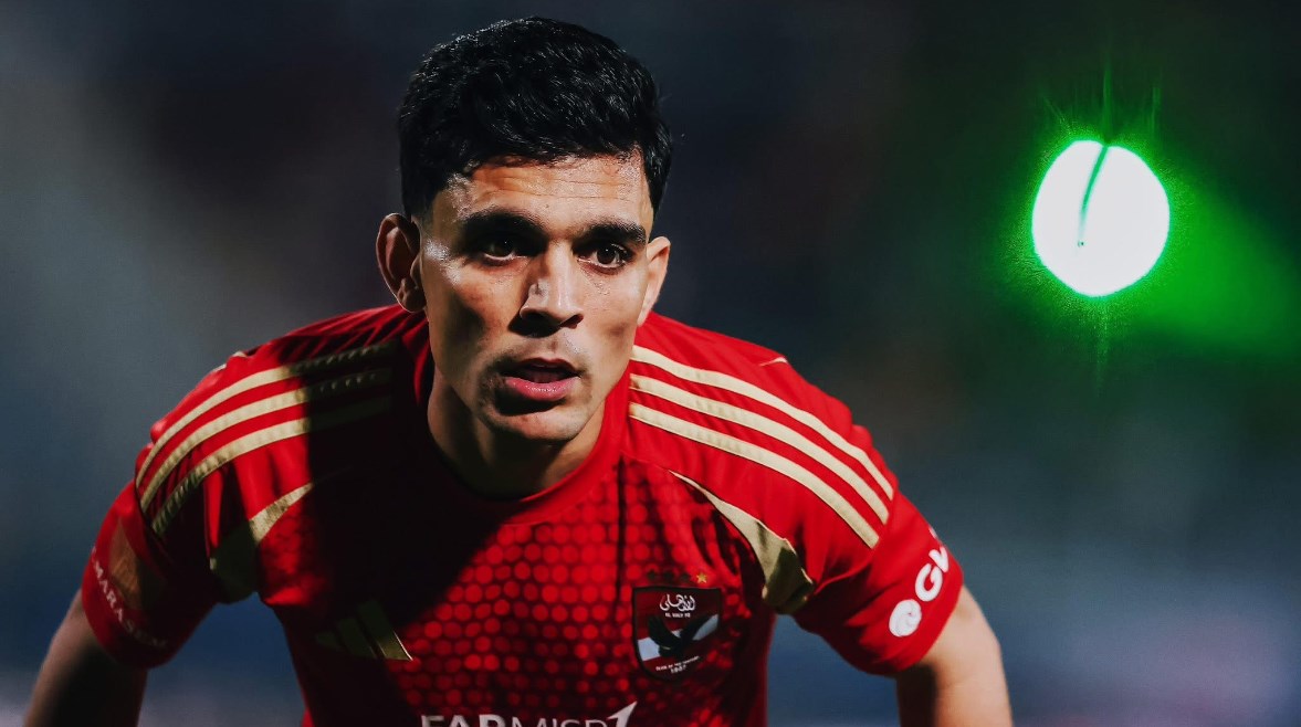 الأهلي يوافق على انتقال أشرف بن شرقي إلى الدوري القطري بعد مفاوضات طويلة واستعدادات جديدة للفريق