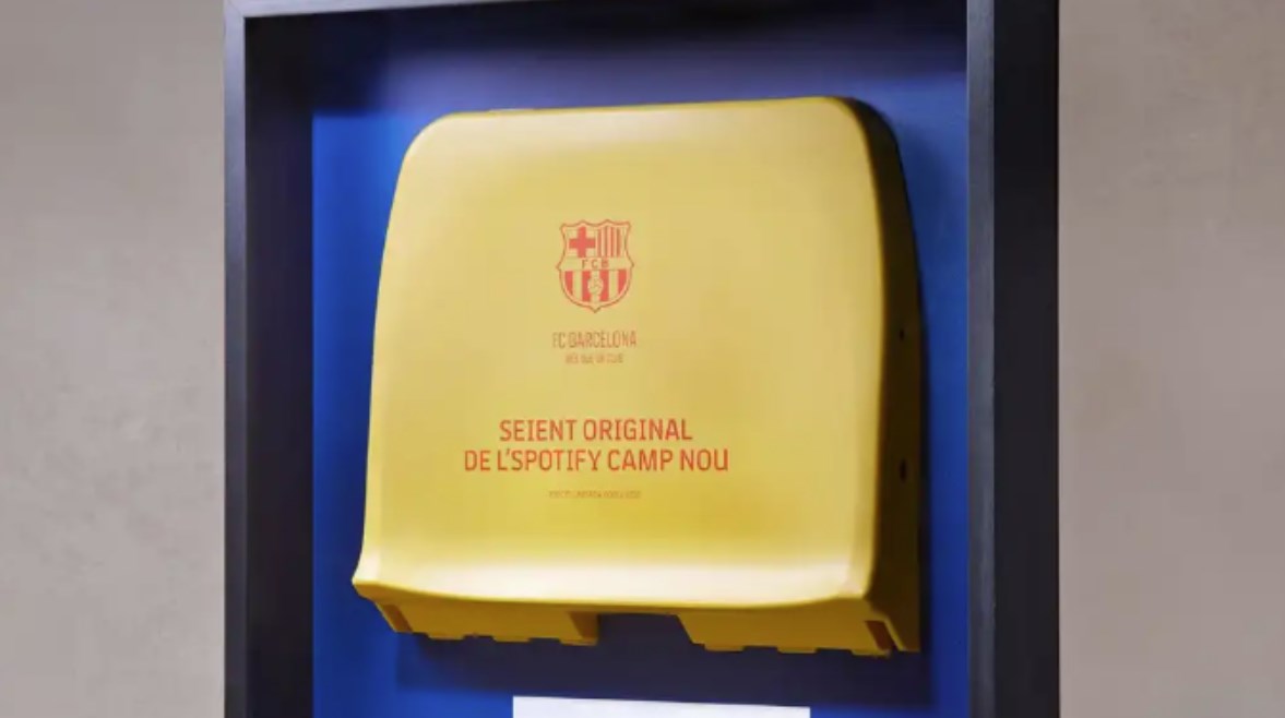 برشلونة يبيع قمصان مستعملة ومقاعد قديمة كجزء من استثمار تاريخه للتغلب على أزمته المالية الراهنة