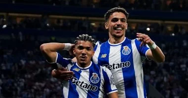 بورتو ونوتينجهام فورست يشتركان في التعادل بعد شوط أول مثير بالدوري الأوروبي وسط تألق الفريقين ومنافسة حماسية
