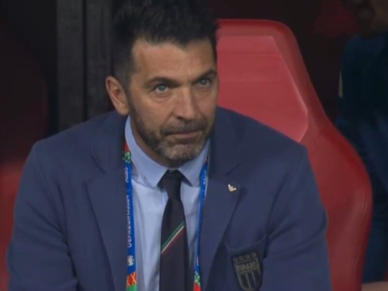 بوفون يحسم مصيره مع المنتخب الإيطالي بعد الإخفاق في تحقيق حلم المونديال الدولي المرتقب