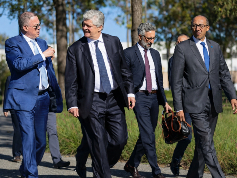 تعاون رياضي واقتصادي مثير بين المغرب وفرنسا في إطار استعدادهما للمونديال القادم وتأثيره الإيجابي على المستقبل