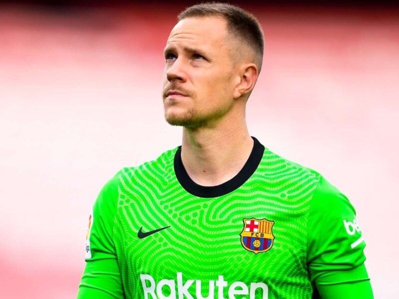 تير شتيجن يوجه رسالة حماسية لجماهير برشلونة قبل المواجهة المرتقبة ضد أتلتيكو مدريد لتعزيز الثقة والتشجيع