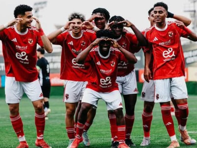 ثلاثية رائعة في شباك البنك الأهلي تمنح شباب الأهلي 2005 لقب دوري الجمهورية وسط أجواء حماسية لا مثيل لها