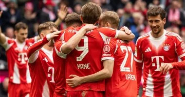 جاكسون يتألق في قيادة هجوم بايرن ميونيخ خلال مواجهته المرتقبة أمام سانت باولي في الدوري الألماني