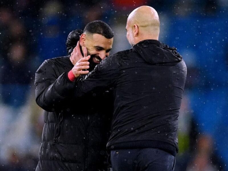 جوardiola يصف صلاح بأنه أسطورة حقيقية ويعتبره من أعظم اللاعبين في تاريخ كرة القدم العالمية