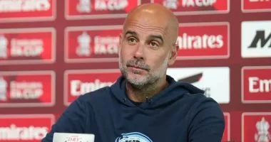 جوارديولا يكشف عن مشاعر الإحباط لدى بعض لاعبي مانشستر سيتي بسبب الأسلوب الفني المعتمد في الفريق