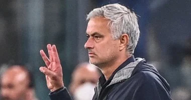 جوزيه مورينيو يتصدر الترشيحات للعودة لتدريب ريال مدريد في الموسم المقبل وسط توقعات كبيرة بتحقيق النجاح