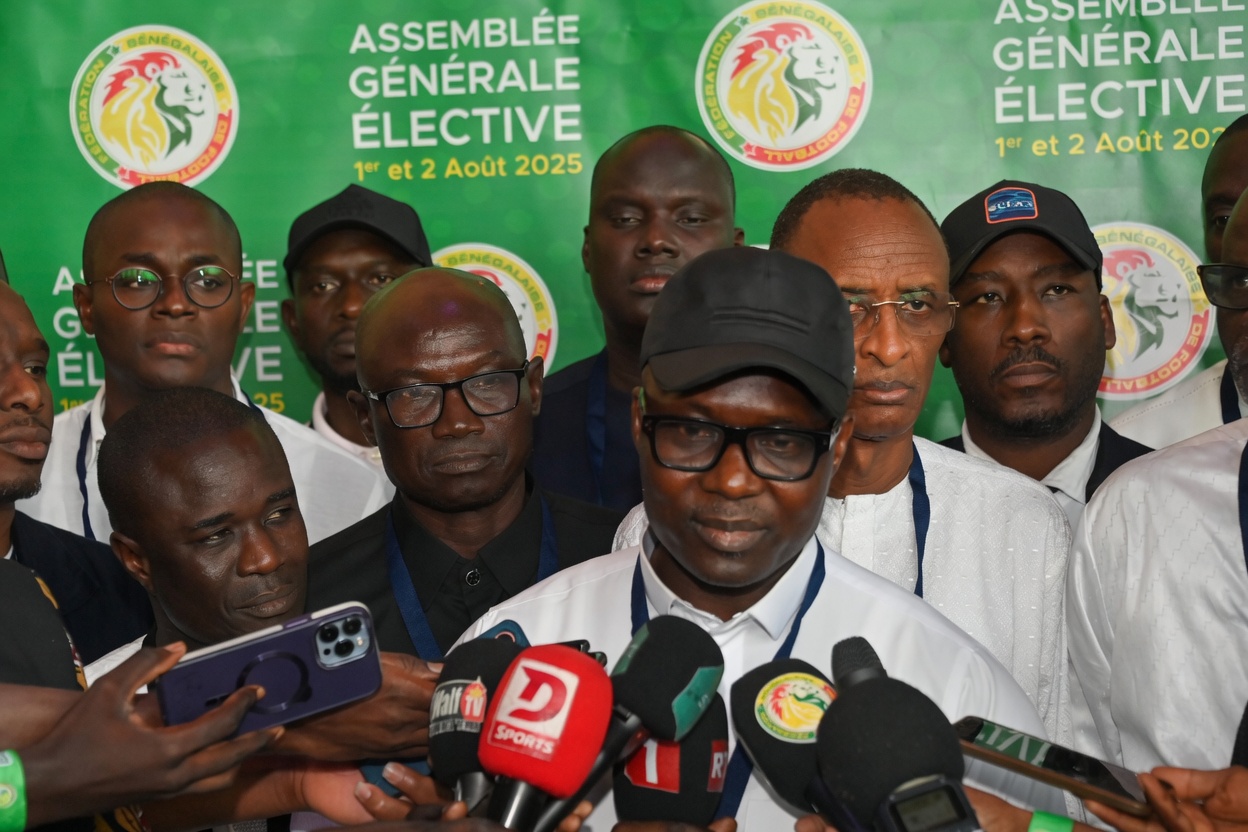 خلافات مالية تهدد استقرار الاتحاد السنغالي لكرة القدم وسط اتهامات خطيرة بالفساد الإداري والاختلاس المالي