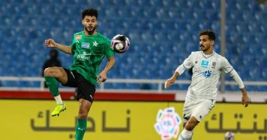 نجوم الخليج يحققون فوزا مثيرا على النجمة في الدوري السعودي وسط أجواء تنافسية حماسية تسحر المشجعين