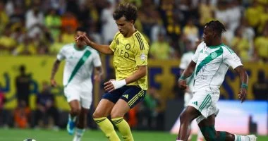رونالدو يتألق في مباراة النصر ضد الأهلي ويقود الفريق لتعزيز صدارته في الدوري السعودي الممتاز