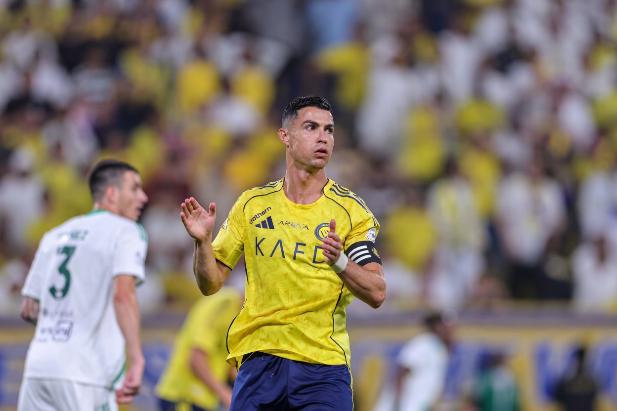 رونالدو يعبر عن استيائه من الفوضى والمشاكل التي تشوب الاحتجاجات في الدوري السعودي لكرة القدم