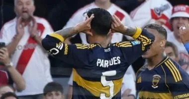 ريفر بلايت يتغلب على بوكا جونيورز في السوبر كلاسيكو بهدف مثير من ركلة جزاء في لحظة درامية