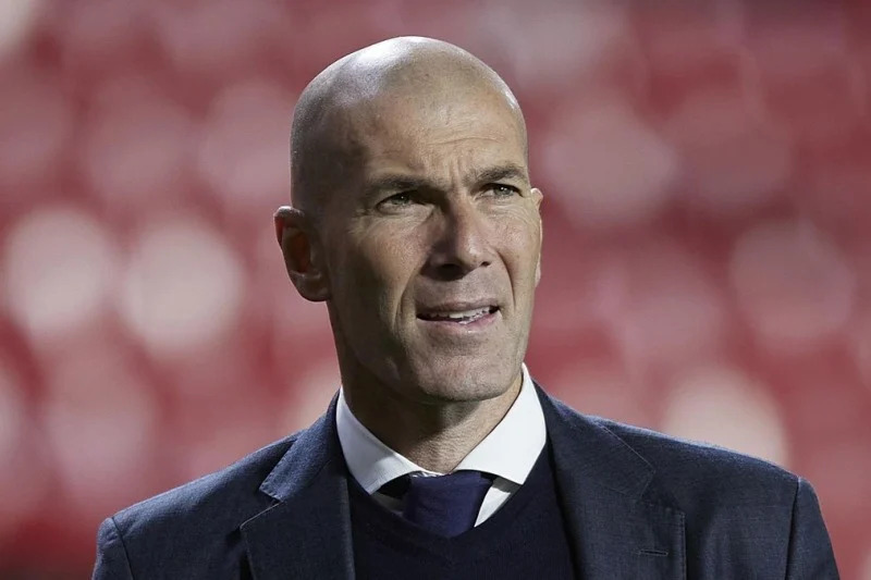 زيدان يوافق على تولي مهمة تدريب المنتخب الفرنسي ويؤكد استعداده لقيادة الفريق نحو البطولات المقبلة