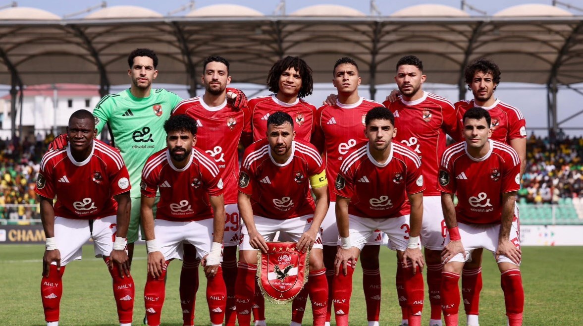 شوبير يتألق في مواجهة الأهلي القوي أمام سيراميكا خلال صراع حسم لقب الدوري المرتقب