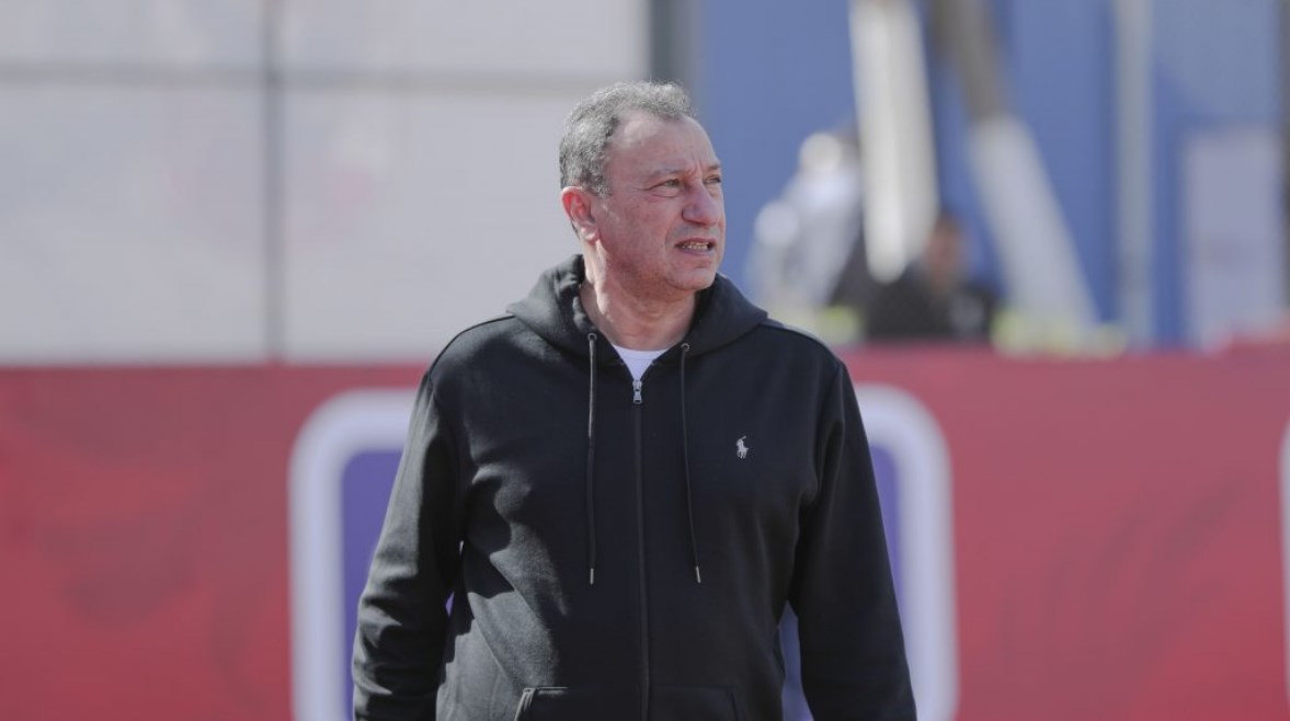 شوبير يقدم دفاعا قويًا عن الخطيب ويكشف النقاب عن تفاصيل مفاوضات الأهلي مع نجم الترجي الشاب