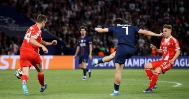 شوط أول مشوق بين باريس سان جيرمان وبايرن ميونيخ ينتهي بتقدم الفريق الفرنسي 3-2 في لقاء مثير