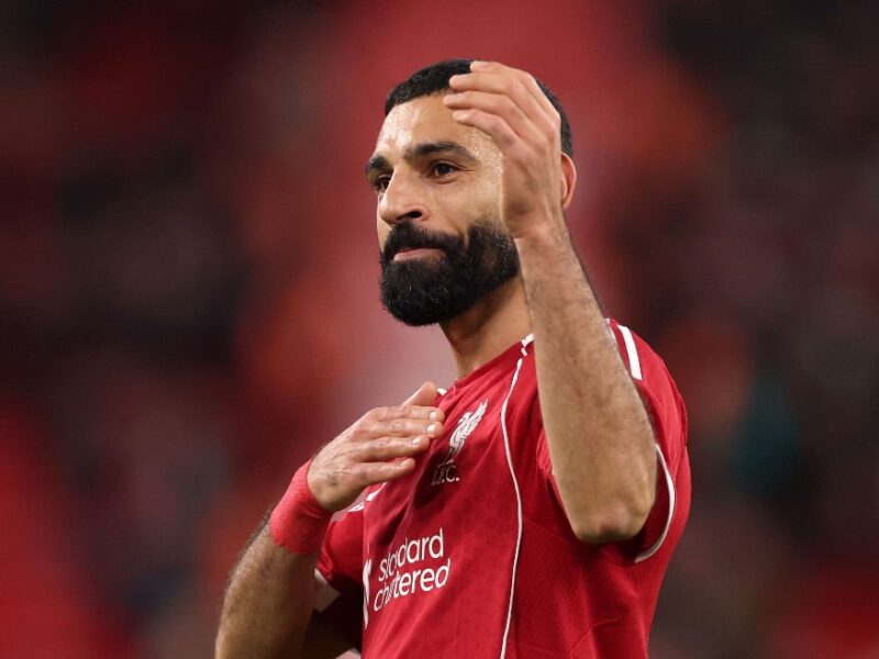 صلاح يتوج بجائزة هدف الشهر رغم قلة مشاركته مع ليفربول في مباراة مثيرة أبهرت الجماهير العالمية