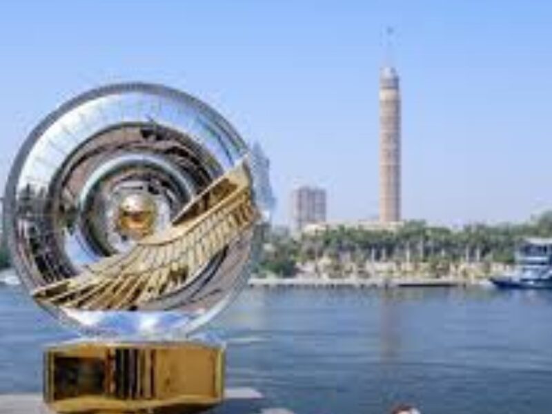 عودة قوية للدوري مع ست مباريات مصيرية لحسم اللقب وصراع محتدم بين الثلاثي المتصدر في أجواء مثيرة