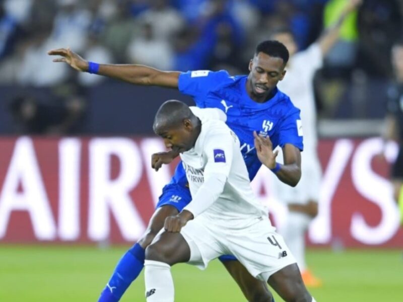غضب عارم بين الجماهير بعد خروج فريق الهلال من دوري أبطال آسيا في مفاجأة صادمة لمحبي النادي