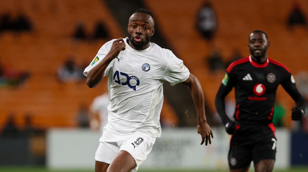 فيستون مايلي يطلب مبلغ خمسة ملايين دولار للانتقال إلى الأهلي في صفقة مثيرة للجماهير والمحللين