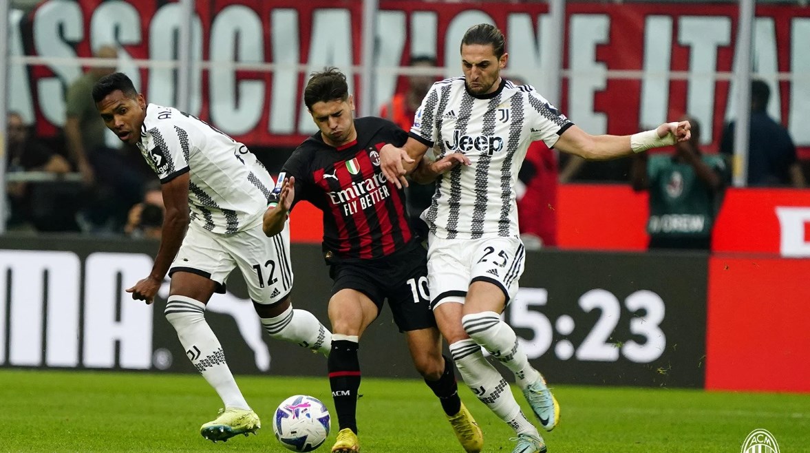 قمة مثيرة بين ميلان ويوفنتوس تشتعل في مواعيد مباريات الأحد السادس والعشرين من أبريل الجاري