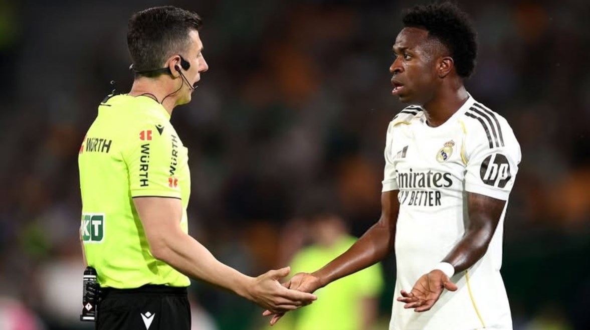 قناة ريال مدريد تسجل سابقة تاريخية بدخولها جينيس بعد إعادة لقطة ركلة جزاء 245 مرة