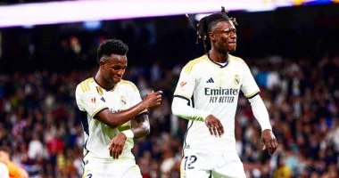 كامافينجا يتمسك بالبقاء في ريال مدريد متحديًا الشائعات التي تحيط بمستقبله في النادي الملكي