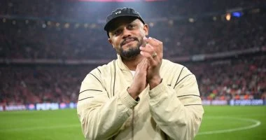 كومبانى يؤكد قدرتنا على التأهل لنصف النهائي ومواجهة ريال مدريد تمثل لحظة حاسمة في مسيرتي المهنية