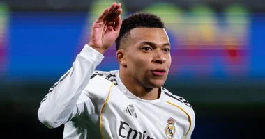 مبابي يشعر بأن الانضمام إلى ريال مدريد هو بمثابة هدية من الله تجعل حلمه يتحقق بشكل مثير