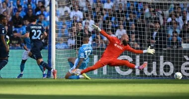 لاعبو لاتسيو يتفوقون على نابولي بهدفين ويجعلون إنتر ميلان قريبًا من لقب الدوري الإيطالي
