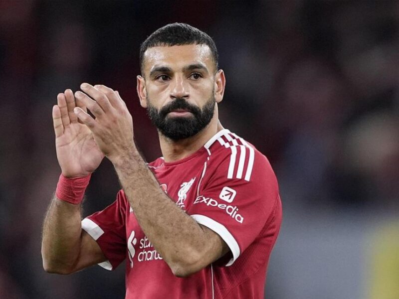 كلوب يكشف عن تفاصيل مثيرة حول السر وراء منزل صلاح ويتوقع له الاستمرار في الملاعب حتى الأربعين