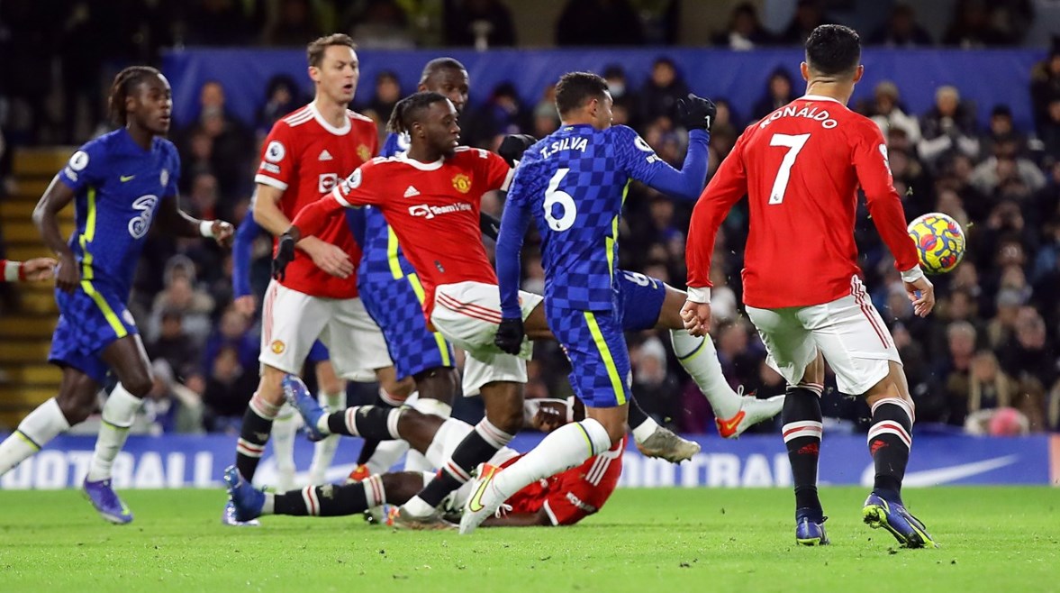 مانشสเตอร์ يونايتد يحقق انتصاراً مهماً على تشيلسي ويستمر في مسيرة نجاحه في جدول منافسات البريميرليج