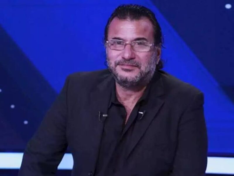 محمد عبدالجليل يشدد على أهمية مراقبة سلوك لاعب الأهلي ودعوة للاستماع للفار كحق مشروع للجميع