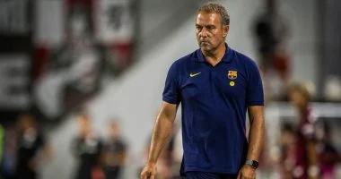 مفاجآت غير متوقعة تكشف تفاصيل جديدة حول مستقبل فليك في المفاوضات لتجديد عقده مع فريقه